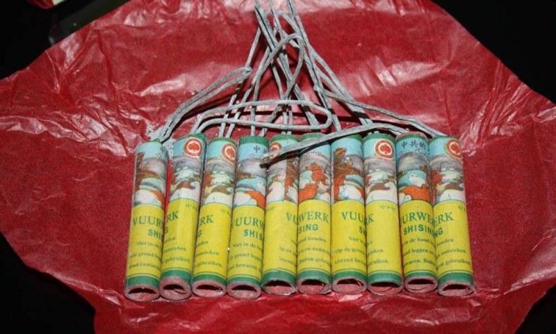 shishing_crackers_olen_3