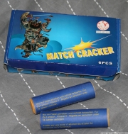 Match_cracker_bonbridge_2